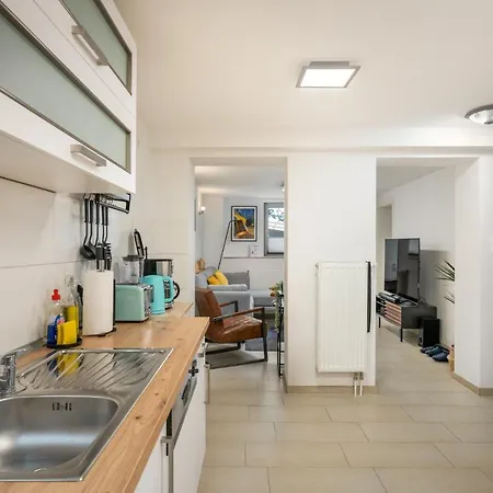 Apartment Wohnen Am Weinberg In Zentraler Lage Und Netflix