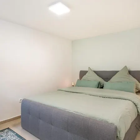 Wohnen Am Weinberg In Zentraler Lage Und Netflix Apartment Kassel